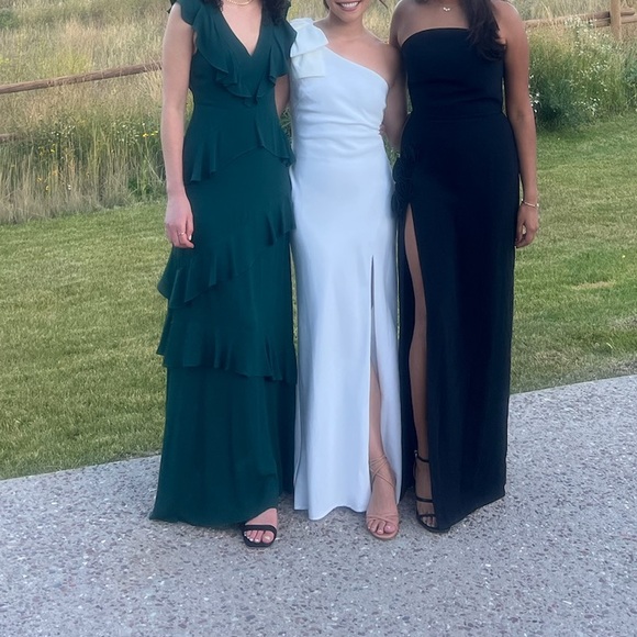 MacDuggal White Bow One Shoulder Gown - Picture 1 of 4